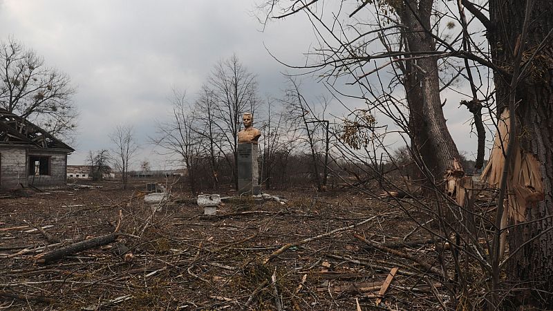 Las mañanas de RNE con Íñigo Alfonso - RNE en Kiev | El ataque ruso no muestra signos de repliegue - Escuchar ahora