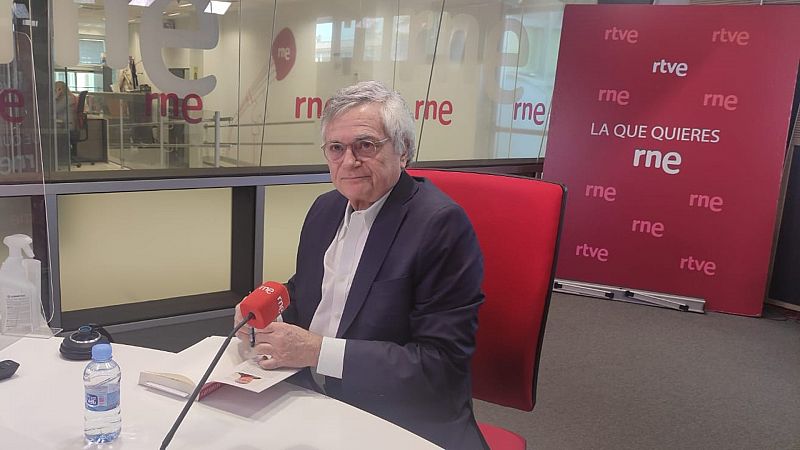 Las Mañanas de RNE - Moisés Naím, analista político: "La democracia necesita una adaptación al s.XXI" - Escuchar ahora