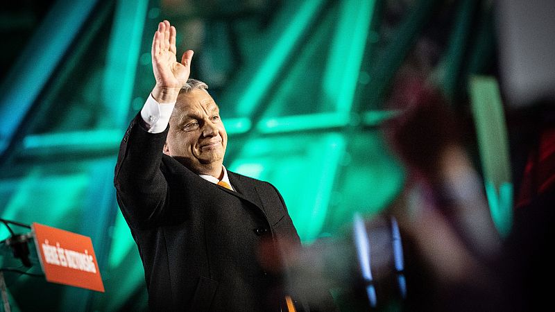 Cinco Continentes - Orban consolida su poder tras las elecciones de Hungría - Escuchar ahora