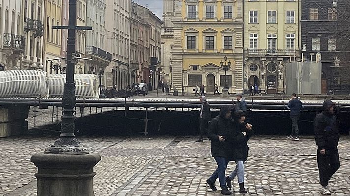 Las mañanas de RNE con Íñigo Alfonso - Leópolis: Intentar mantener la normalidad pese a la guerra  - Escuchar ahora