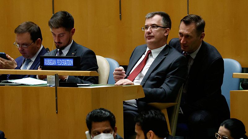 Cinco Continentes - Rusia, expulsada del Consejo de Derechos Humanos de la ONU - Escuchar ahora