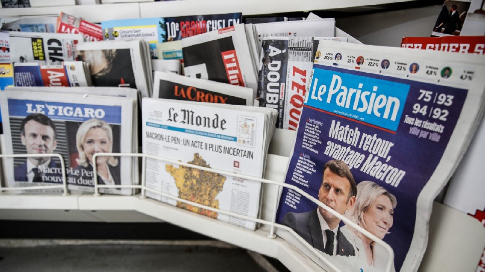 Cinco continentes - Macron y Le Pen pasan a la segunda vuelta de las elecciones en Francia - Escuchar ahora