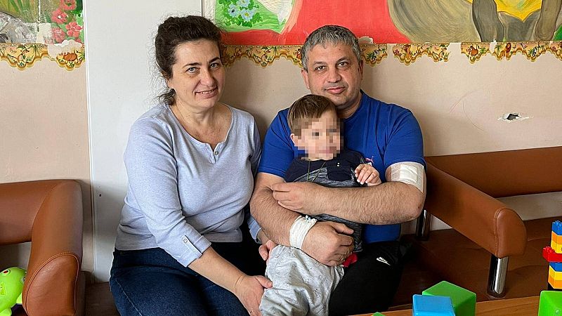 Las mañanas de RNE con Íñigo Alfonso - La risa recuperada del pequeño Artan tras huir de Mariupol - Escuchar ahora 