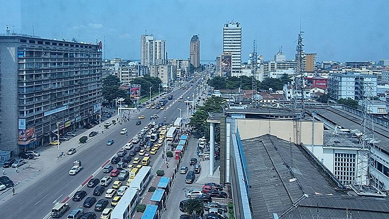 Reportajes 5 continentes - 'Hoja', una app para usar taxis en Kinshasa - Escuchar ahora