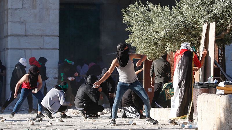 14 Horas - Más de 150 palestinos heridos en enfrentamientos en Jerusalén - Escuchar ahora