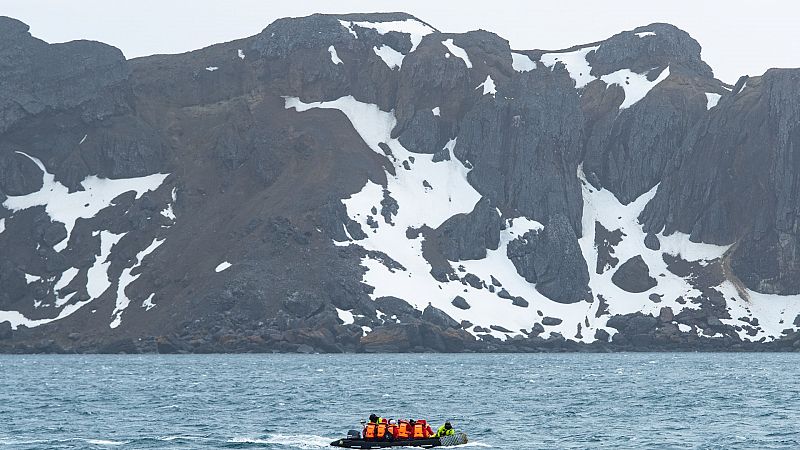 Cinco continentes - Geopolítica de la Antártida