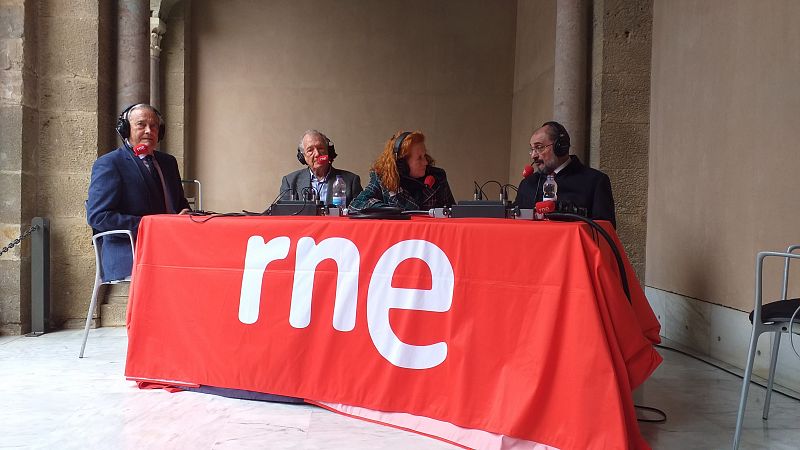 Crónica de Aragón - Informativo especial desde el patio de los naranjos del Palacio de la Aljafería con motivo del 40 Aniversario del Estatuto de Aragón - 20/04/2022 - Escuchar ahora