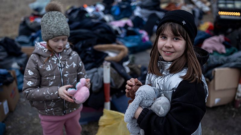 Más cerca - Las niñas, las más vulnerables en las crisis humanitarias - Escuchar ahora