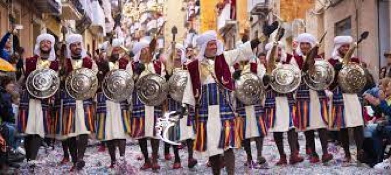 Vuelven los moros y cristianos de Alcoy - 22/04/22 - Escuchar ahora