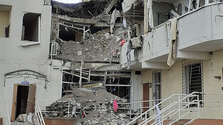 Las mañanas de RNE con Íñigo Alfonso - RNE en Odesa | Volver a casa tras un bombardeo: \"Mi madre preparaba el pastel de Pascua\" - Escuchar ahora