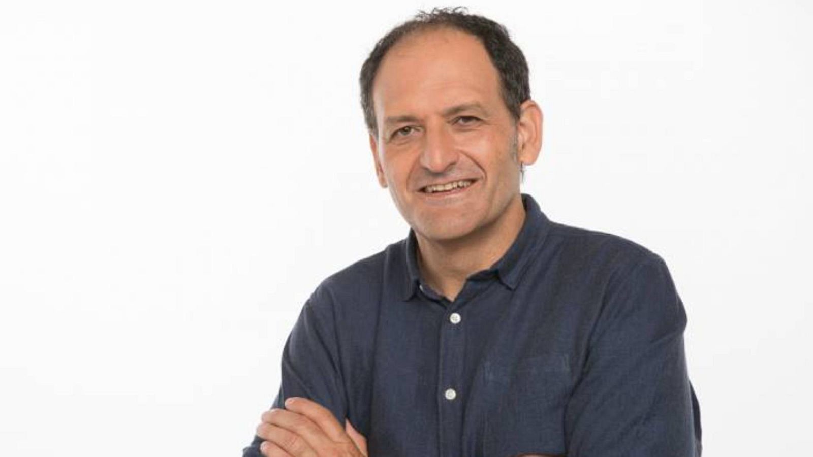 Las mañanas de RNE con Íñigo Alfonso - Javier Hernández nos habla de la segunda temporada de 'Vivir para contarla' - Escuchar ahora