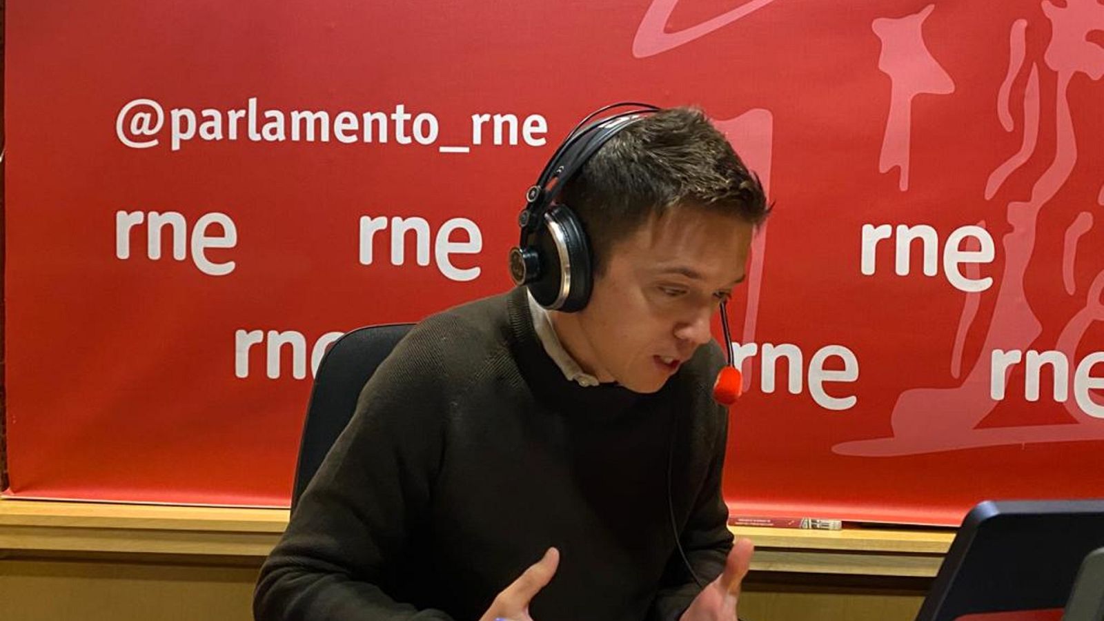 Las Mañanas de RNE - Íñigo Errejón: "En un estado democrático, sin control judicial, no se espía" - Escuchar ahora