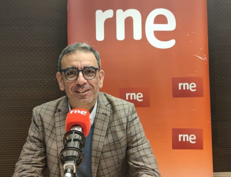 RNE Murcia. Entrevista con José Manuel López Nicolás, científico y divulgador - Escuchar ahora