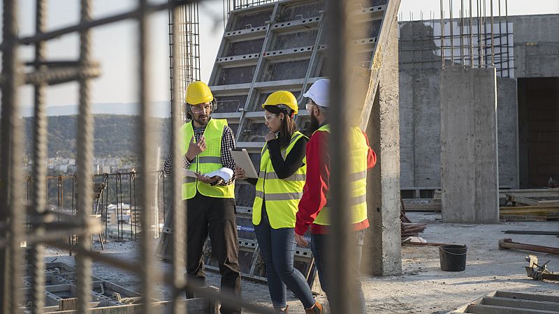 Por tres razones - Sentencia pionera para la igualdad en la construcción - Escuchar ahora