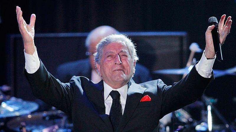 Música con subtítulos - Tony Bennett - 30/04/22 - escuchar ahora