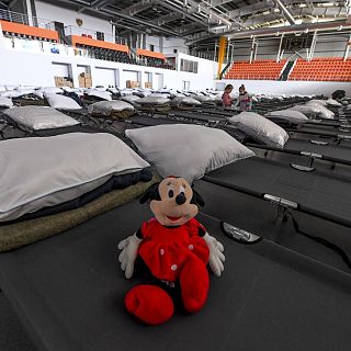 El primer hotel para madres de la guerra en la frontera