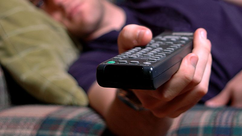 Por tres razones - El aburrimiento como enfermedad - Escuchar ahora