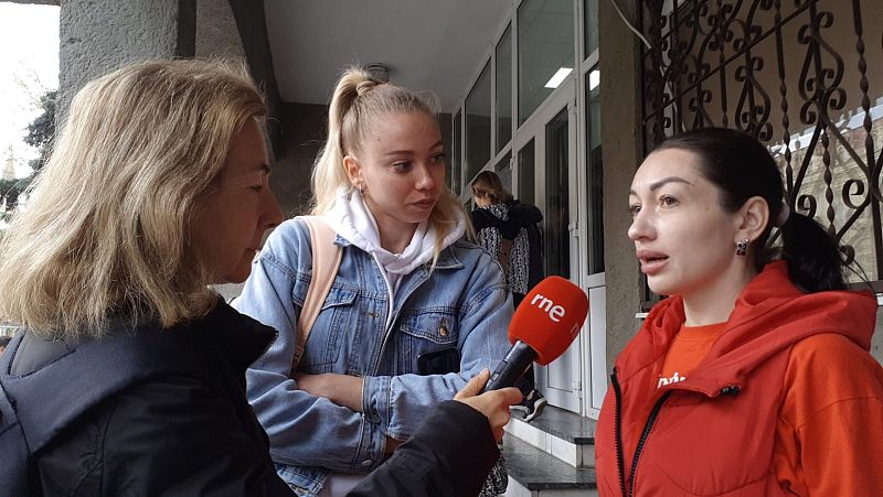 24 horas - RNE en Odesa | Huir de Jersón para sobrevivir  - Escuchar ahora