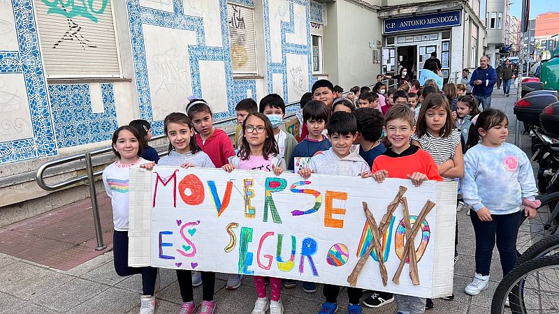 Más cerca - Espacios libres de gases: Calles para los niños - Escuchar ahora 