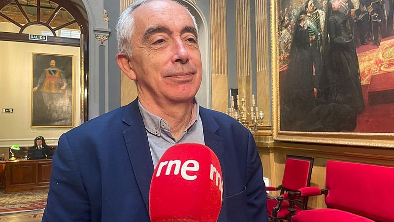 Parlamento RNE - Mogo, senador PSOE: "Conservo con cariño una pelota con la que jugaba con Rubalcaba" - Escuchar ahora