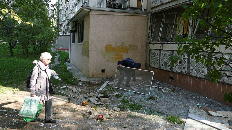 14 horas fin de semana - Agua, comida y gasolina en la puerta de casa: todo preparado para huir de Odesa - Escuchar ahora