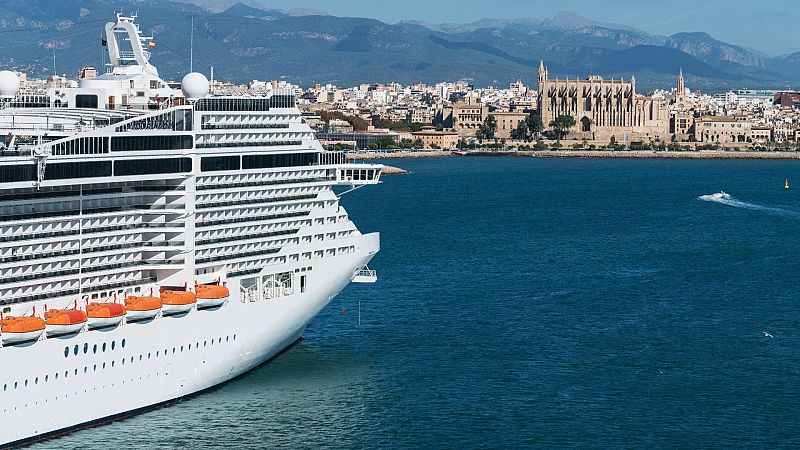 Más cerca - Urgencia por limitar los megacruceros en Palma  - Escuchar ahora 