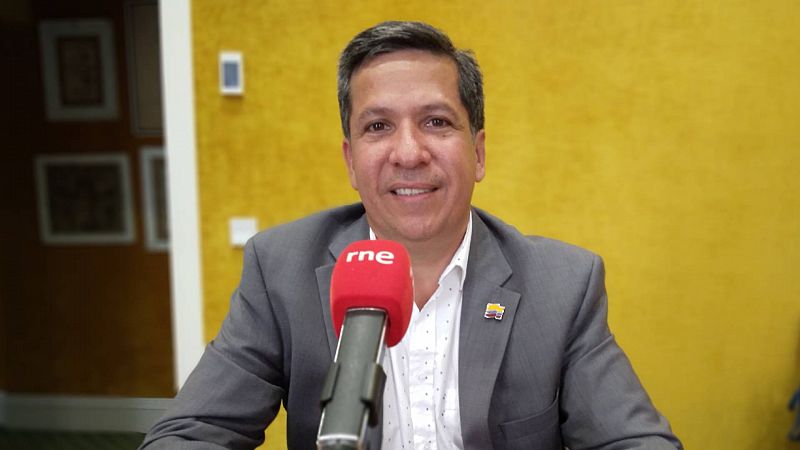 Cinco continentes - Rodrigo Lara: "Fico Gutiérrez representa a toda Colombia" - Escuchar ahora