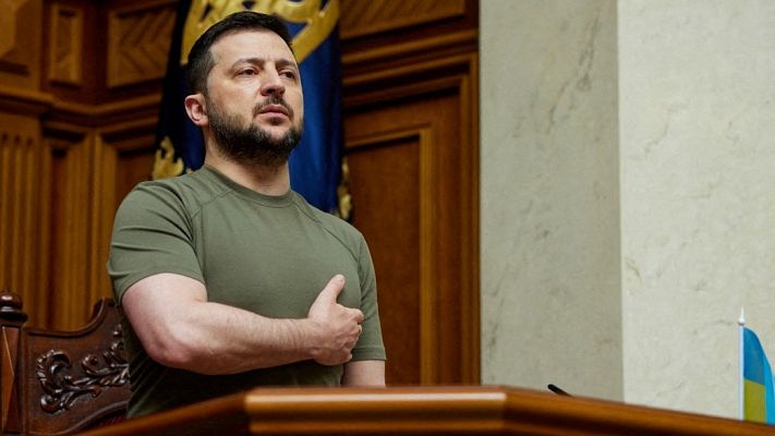 Reportajes 5 Continentes: Zelenski antes y después de la guerra de Ucrania - Escuchar ahora