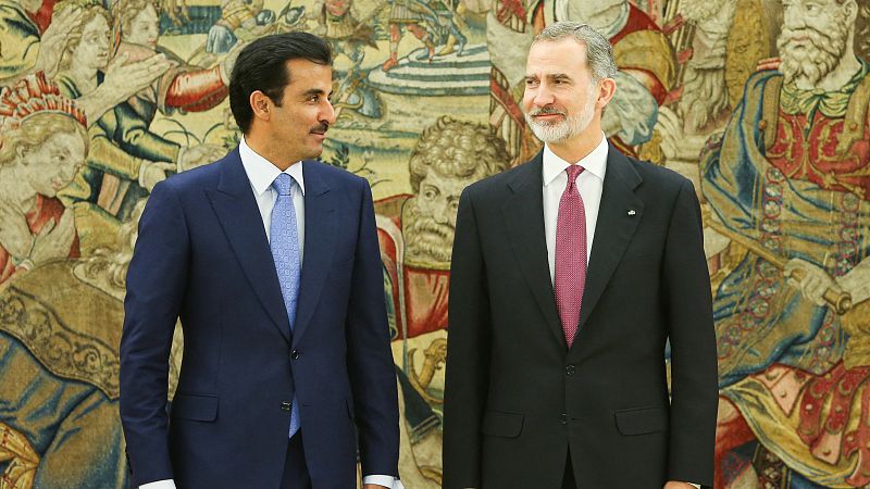 Las mañanas de RNE con Íñigo Alfonso - Los intereses económicos de la visita del emir de Qatar a España - Escuchar ahora