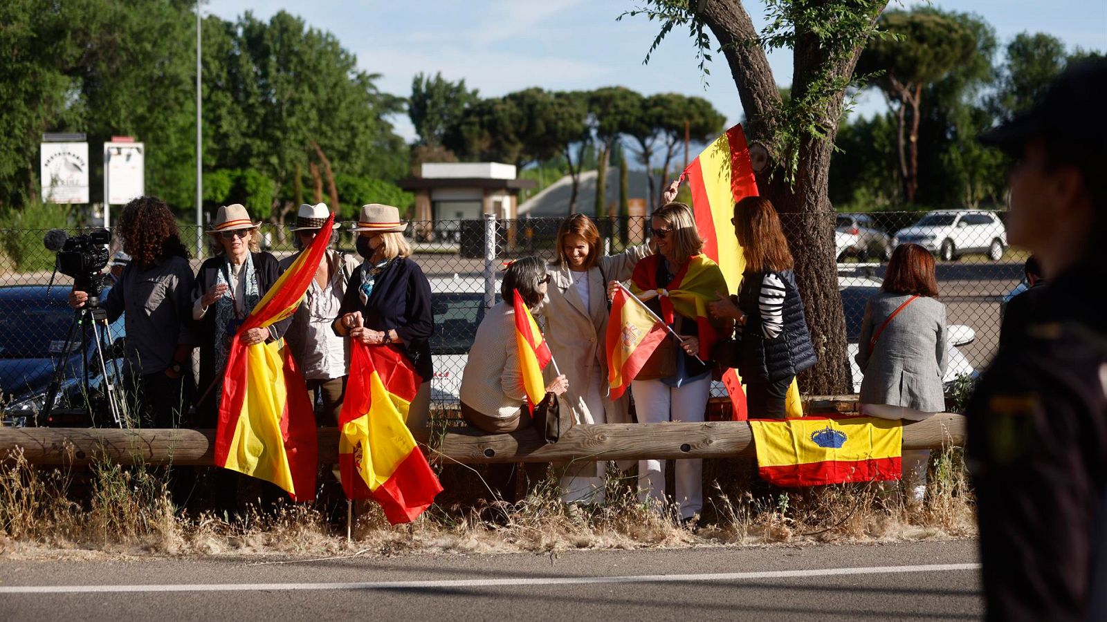 Las mañanas de RNE con Íñigo Alfonso - 7 de cada 10 españoles desaprueban la actuación del rey emérito - Escuchar ahora