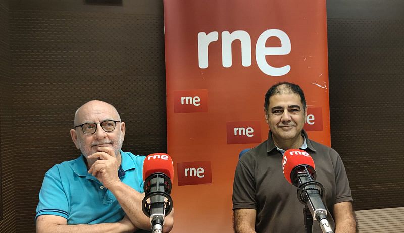 Entrevista con los profesores de Economía Aplicada, José Colino y Federico Martínez-Carrasco - Escuchar ahora