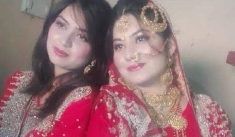 Minut de silenci per l'assassinat de dues germanes del Pakistan que vivien a Terrassa 