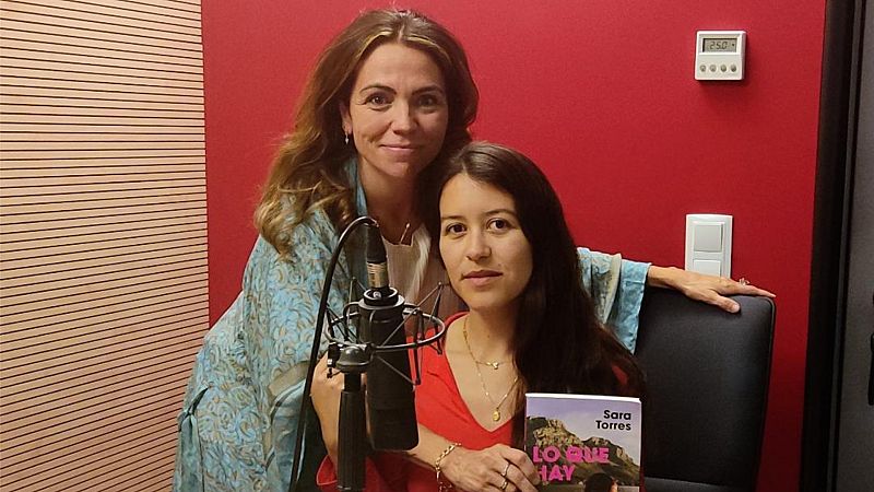 Libros de arena - Sara Torres y 'Lo que hay' - Escuchar ahora