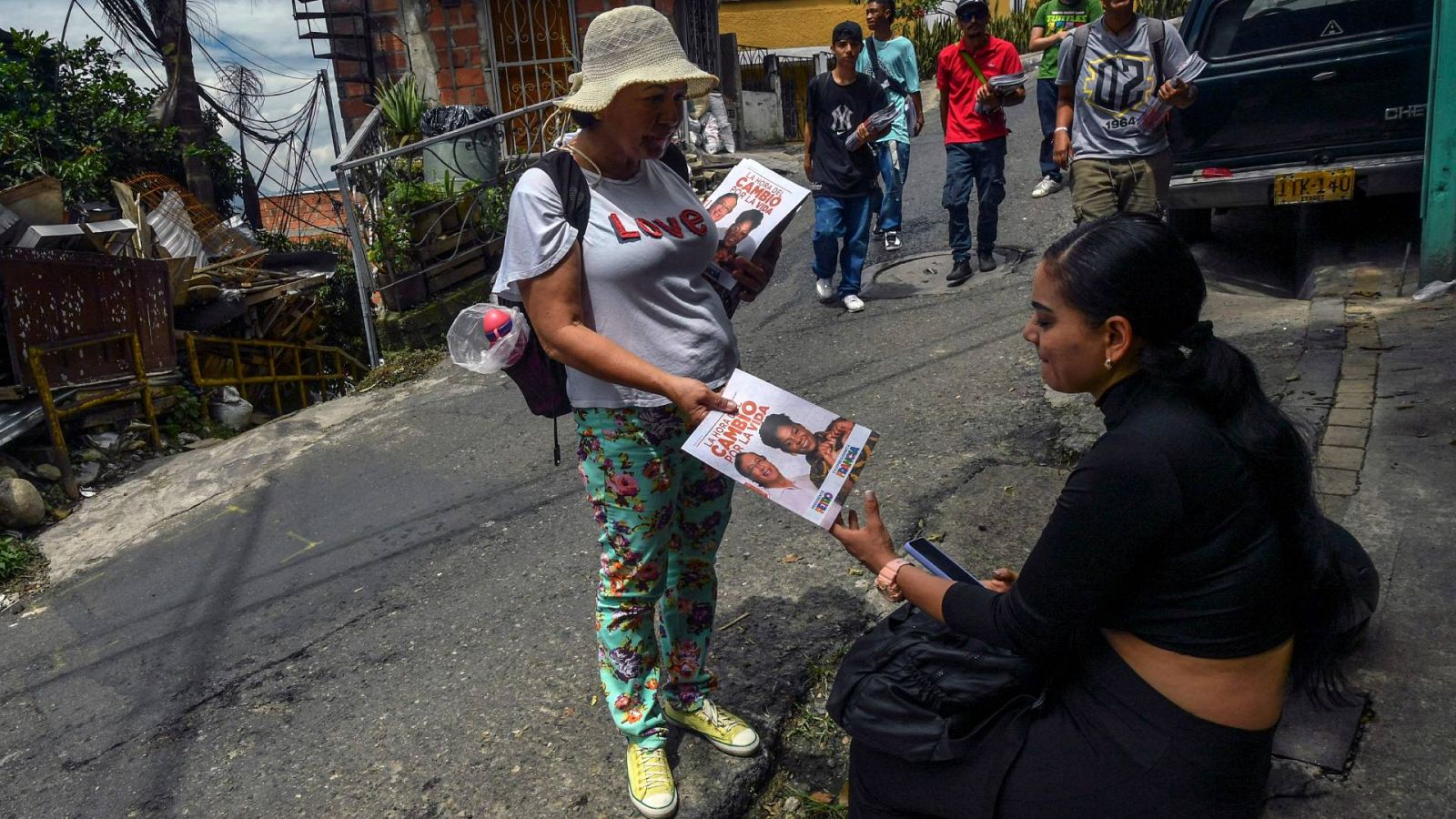 Cinco continentes - Colombia se enfrenta a unas elecciones impredecibles - Escuchar ahora