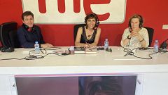Por tres razones - "Tú escribes lo que yo vivo": Óscar Mijallo a Julia Navarro