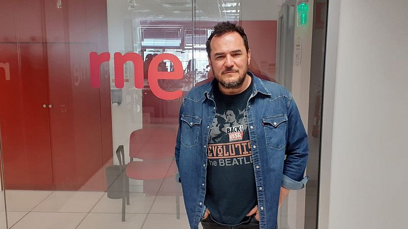 Tarde lo que tarde - Ismael Serrano celebra 25 años en la música - Escuchar ahora