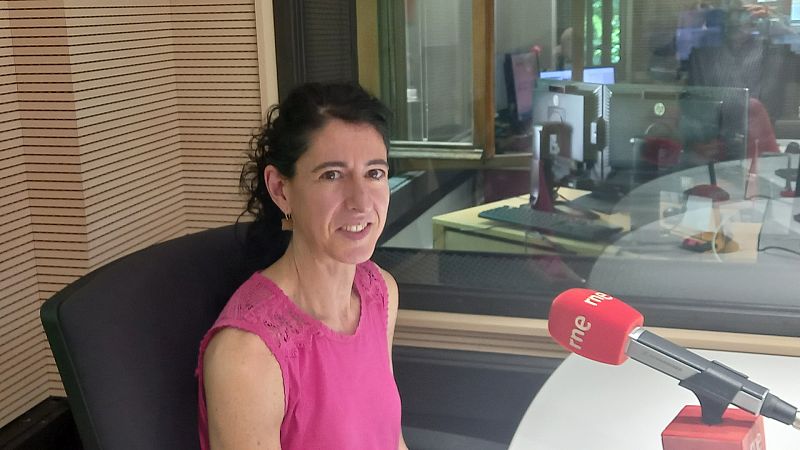 Entrevista Begoña Pro "La Bordadora de Melodias" Navarra 01/06/2022 - escuchar ahora