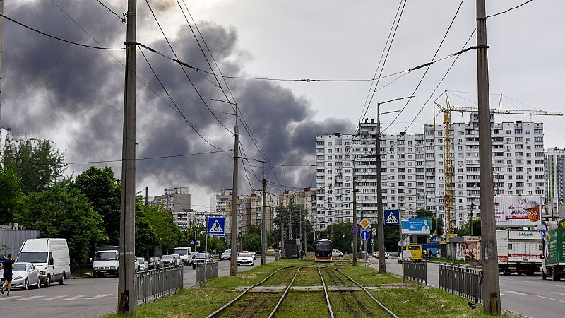 24 horas fin de semana - Tras semanas de calma, ¿vuelve a ser Kiev un objetivo de Rusia? - Escuchar ahora