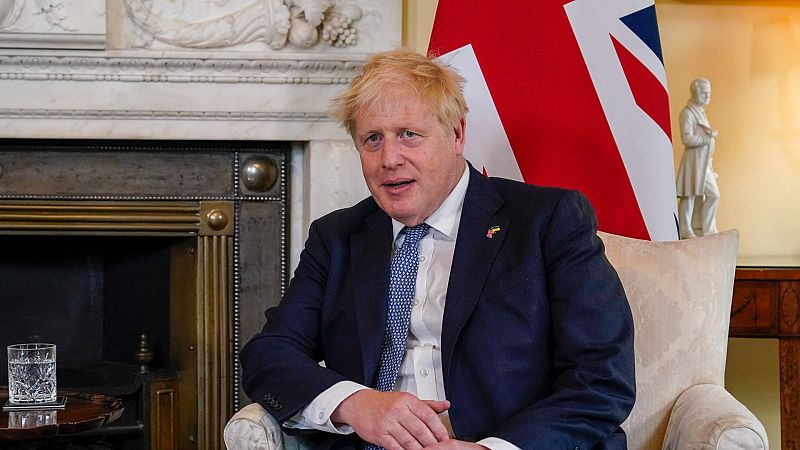 14 Horas - Boris Johnson se enfrenta a la moción de censura de sus propios diputados - Escuchar ahora