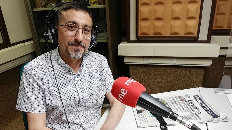 Tarde lo que tarde - Toni Solano nos habla sobre los desafíos educativos actuales - Escuchar ahora