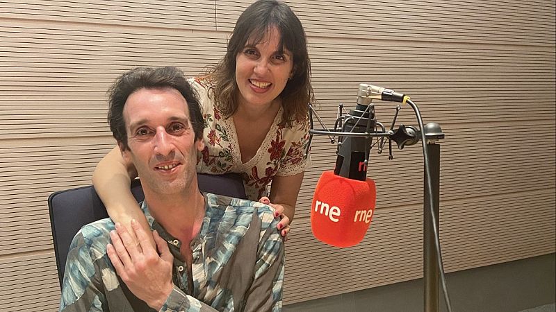 A compás - Nueva temporada BNE y despedida de Alicia Amatriain - escuchar ahora