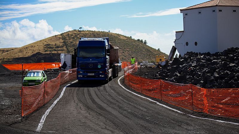 Más cerca - Afectados por el volcán de La Palma denuncian su situación - Escuchar ahora 