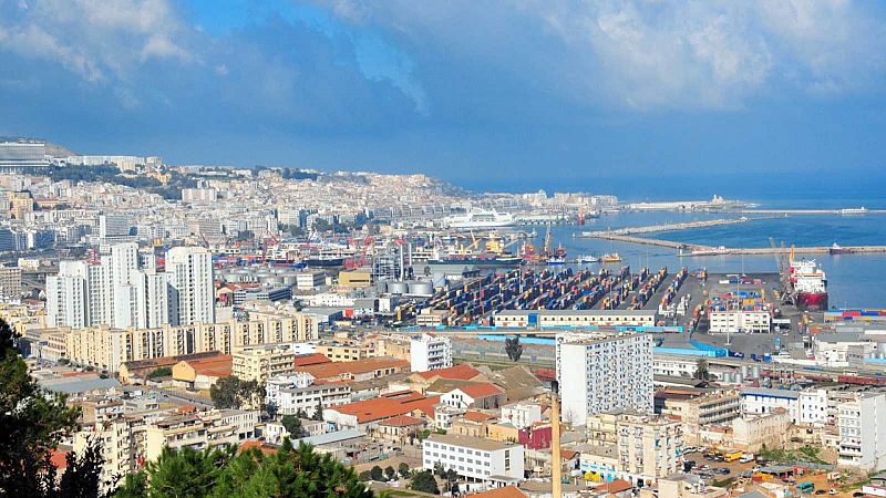 Las mañanas de RNE con Íñigo Alfonso - Los empresarios argelinos creen que el problema político seguirá existiendo - Escuchar ahora