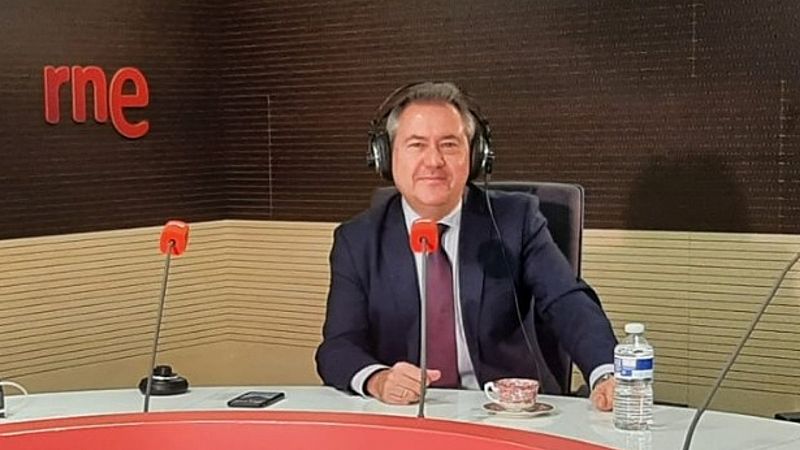 Las Mañanas de RNE con Íñigo Alfonso - Juan Espadas: "El voto útil es al PSOE porque es el único que puede parar el pacto PP-Vox" - Escuchar ahora