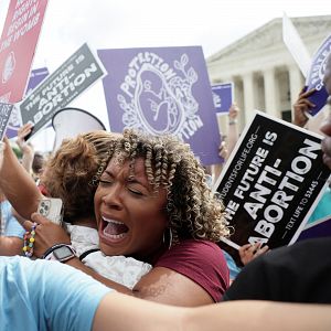 Cinco continentes - Cinco Continentes - Estados Unidos se parte en dos por el aborto - Escuchar ahora