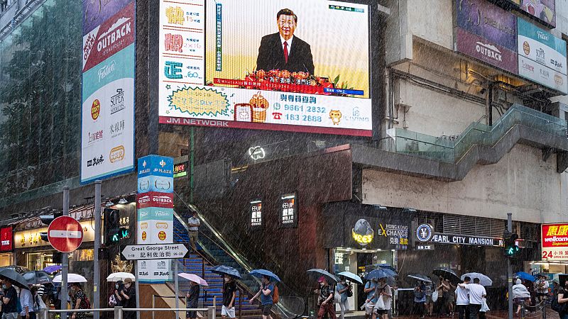 Cinco Continentes - Xi Jinping aserta su control sobre Hong Kong - Escuchar ahora