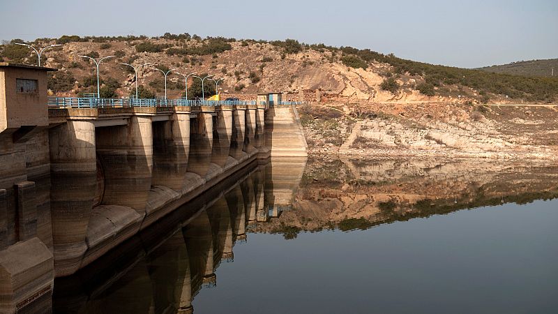 Las Mañanas de RNE con Íñigo Alfonso - Las reservas de agua, al límite: "El regadío consume el 85% del agua disponible" - Escuchar ahora