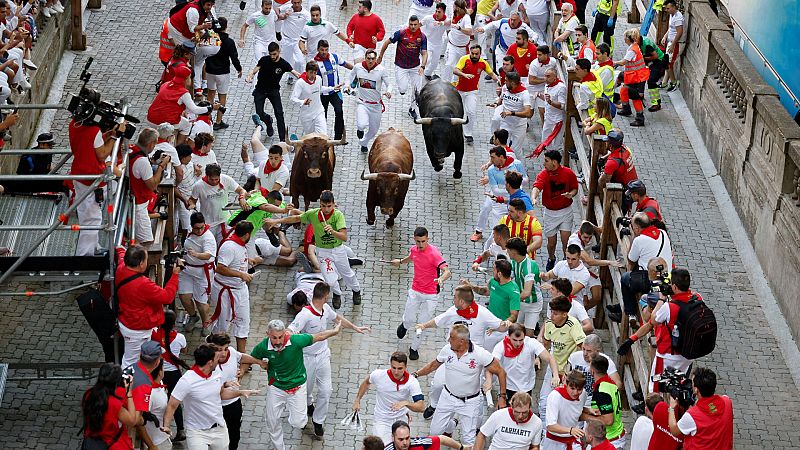 Sanfermines 2022 - Último encierro de los Sanfermines 2022 - Escuchar ahora