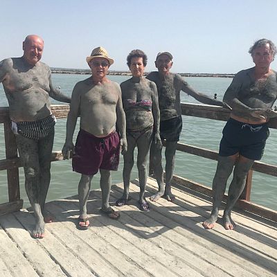 Reportajes RNE - Los lodos de Lo Pagán: donde embadurnarse de barro es todo un ritual. Escuchar ahora