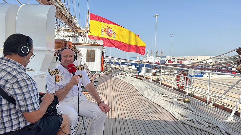 Por tres razones - Medio año a bordo del buque escuela Juan Sebastián de Elcano - Escuchar ahora 
